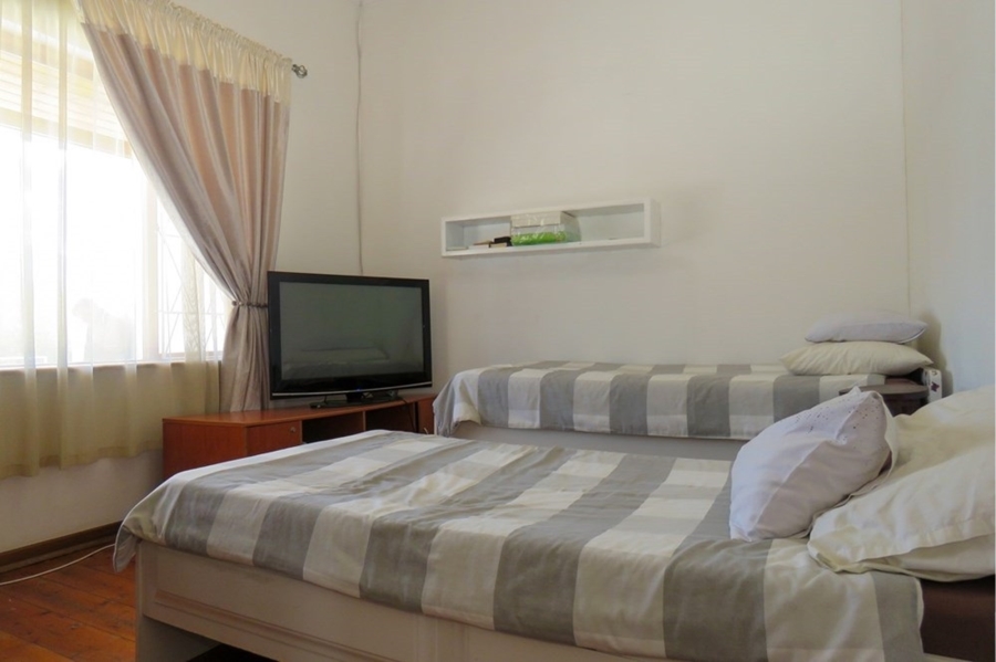 To Let 3 Bedroom Property for Rent in Woodstock Western Cape